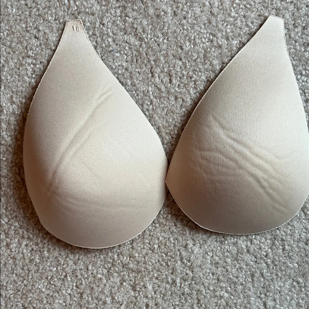 Bra accessories for larger sizes